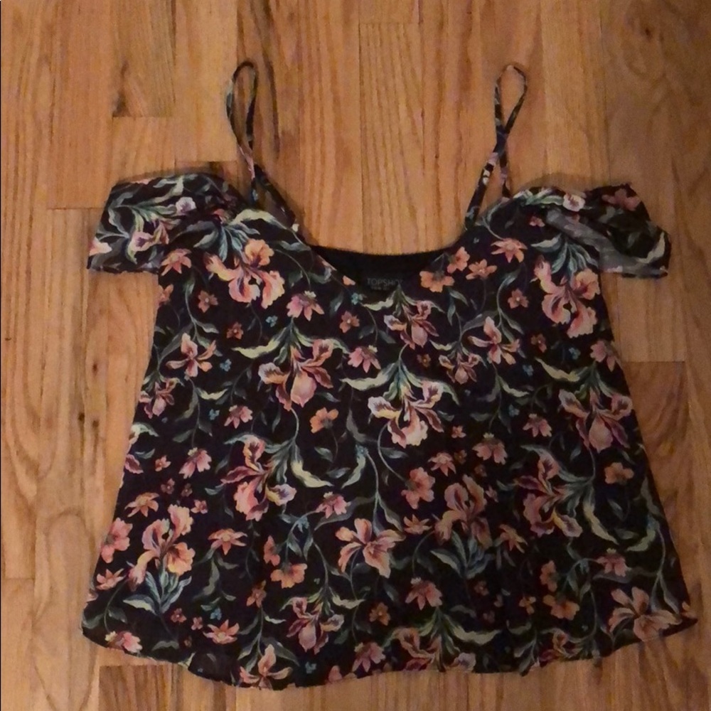 Off the shoulder Top Shop shirt!